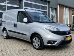 Grijs Gebruikt 2016 Fiat Doblò MPV | € 9.650 (Duur)