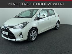 Wit Gebruikt 2016 Toyota Yaris Trend Hatchback | € 13.990 (Eerlijke prijs)