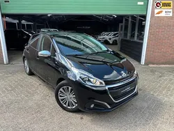 Zwart Gebruikt 2016 Peugeot 208 Allure Hatchback | € 7.995 (Goede deal)