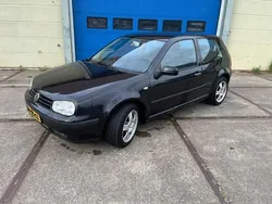 Zwart Gebruikt 2002 VW Golf IV Hatchback | € 1.499 (Eerlijke prijs)