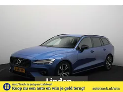 Blauw Gebruikt 2021 Volvo V60 R-Design Stationwagen | € 29.950 (Goede deal)
