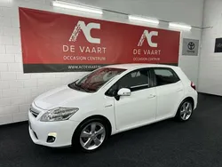 Wit Gebruikt 2011 Toyota Auris Hatchback | € 7.999