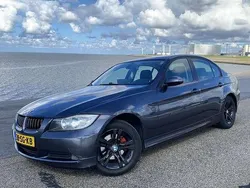 Grijs Gebruikt 2006 BMW 318 Sedan | € 1.995 (Super prijs)