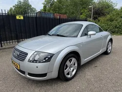 Grijs, metallic lak Gebruikt 2002 Audi TT Coupé | € 2.950 (Eerlijke prijs)