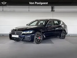 M carbonschwarz Gebruikt 2022 BMW 540 Comfort Edition Stationwagen | € 64.900 (Iets duurder)