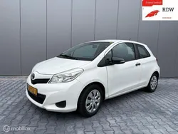 Wit Gebruikt 2012 Toyota Yaris Comfort Hatchback | € 3.750 (Eerlijke prijs)
