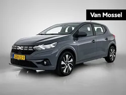 Grijs Gebruikt 2024 Dacia Sandero Expression Hatchback | € 19.435 (Eerlijke prijs)