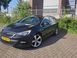 Zwart Gebruikt 2012 Opel Astra Sport Stationwagen | € 4.300 (Eerlijke prijs)