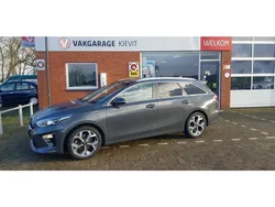 Grijs, metallic lak Gebruikt 2019 Kia Ceed Sportswagon Stationwagen | € 19.950 (Duur)