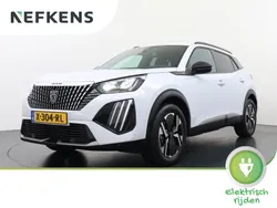 Wit Gebruikt 2024 Peugeot e-2008 Allure SUV | € 29.925 (Eerlijke prijs)