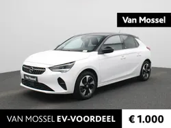 Wit Gebruikt 2023 Opel Corsa-e Elegance Hatchback | € 21.400 (Eerlijke prijs)