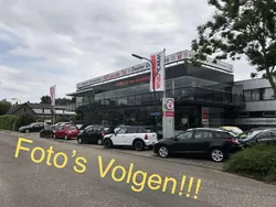 Zwart, metallic lak Gebruikt 2021 Audi Q3 Performance SUV | € 28.900 (Eerlijke prijs)