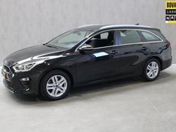 Zwart Gebruikt 2019 Kia Ceed Hatchback | € 16.995 (Duur)