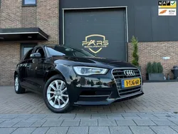 Zwart Gebruikt 2014 Audi A3 Sportback Attraction Hatchback | € 9.950 (Iets duurder)