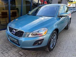 Blauw, metallic lak Gebruikt 2009 Volvo XC60 Summum SUV | € 19.945 (Duur)
