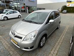 Grijs Gebruikt 2007 Toyota Verso Luna MPV | € 5.000 (Eerlijke prijs)