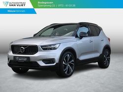711 bright silver metallic (grijs metallic) Gebruikt 2018 Volvo XC40 R-Design SUV | € 29.900 (Eerlijke prijs)