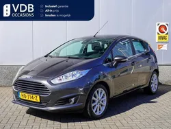 Grijs Gebruikt 2015 Ford Fiesta Titanium Hatchback | € 8.390 (Eerlijke prijs)