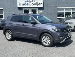 Grijs, metallic lak Gebruikt 2023 VW T-Cross Life SUV | € 25.900 (Eerlijke prijs)
