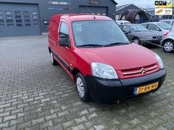 Rood Gebruikt 2004 Citroën Berlingo MPV | € 2.199 (Iets duurder)