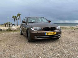 Bruin Gebruikt 2011 BMW 118 Hatchback | € 5.500