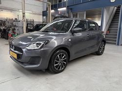 Grijs Gebruikt 2023 Suzuki Swift Comfort Hatchback | € 17.150 (Eerlijke prijs)