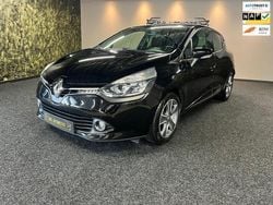 Zwart Gebruikt 2015 Renault Clio IV Night&Day Hatchback | € 8.250 (Eerlijke prijs)