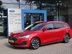 Rood Gebruikt 2024 Ford Focus Titanium Stationwagen | € 26.690 (Eerlijke prijs)