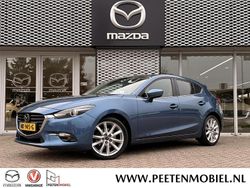 Eternal blue Gebruikt 2017 Mazda 3 Hatchback | € 15.490 (Eerlijke prijs)
