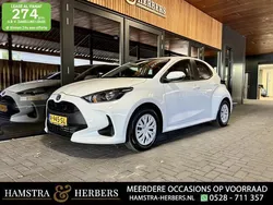 Wit Gebruikt 2022 Toyota Yaris Comfort Hatchback | € 20.450 (Goede deal)