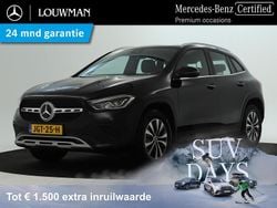 Donker kosmoszwart metaalkleur metallic Gebruikt 2022 Mercedes GLA250 SUV | € 37.750 (Goede deal)