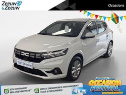 Blanc glacier 369 Gebruikt 2023 Dacia Sandero Expression Hatchback | € 15.935 (Eerlijke prijs)