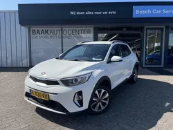 Wit Gebruikt 2021 Kia Stonic SUV | € 16.950 (Goede deal)