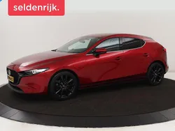 Rood Gebruikt 2020 Mazda 3 Luxury Hatchback | € 15.400 (Eerlijke prijs)