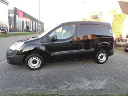 Zwart Gebruikt 2018 Citroën Berlingo MPV | € 7.450 (Eerlijke prijs)
