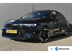 Zwart, metallic lak Gebruikt 2024 Opel Astra GSe Stationwagen | € 37.900 (Iets duurder)