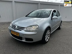 Grijs Gebruikt 2007 VW Golf V Hatchback | € 2.499 (Eerlijke prijs)