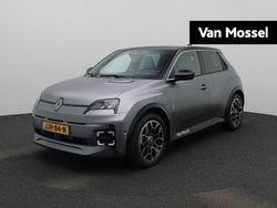 Grijs Gebruikt 2025 Renault R5 Komfort Hatchback | € 37.940 (Duur)