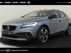 Blauw Gebruikt 2018 Volvo V40 CC Stationwagen | € 23.890 (Iets duurder)