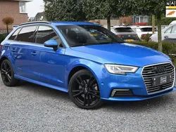 Blauw Gebruikt 2020 Audi A3 Sportback e-tron S-Line Sedan | € 24.950 (Super prijs)