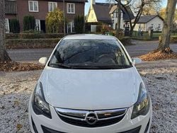 Wit Gebruikt 2015 Opel Corsa Selection MPV | € 3.750 (Super prijs)