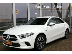 Wit Gebruikt 2020 Mercedes A250 Premium Sedan | € 24.900 (Goede deal)