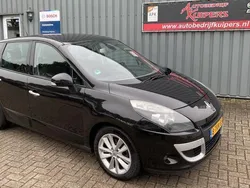 Zwart Gebruikt 2010 Renault Scénic III Dynamique MPV | € 4.250 (Eerlijke prijs)