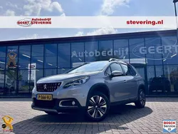 Grijs, metallic lak Gebruikt 2016 Peugeot 2008 SUV | € 10.850 (Eerlijke prijs)