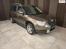 Bruin Gebruikt 2013 Skoda Yeti Active SUV | € 7.995 (Eerlijke prijs)
