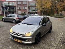 Grijs Gebruikt 2007 Peugeot 206 Hatchback | € 1.250 (Eerlijke prijs)