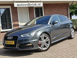 Grijs Gebruikt 2014 Audi A3 Sportback S-Line Hatchback | € 14.940 (Iets duurder)