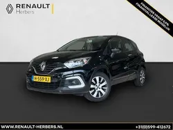 Zwart metallic Gebruikt 2018 Renault Captur Zen SUV | € 11.850 (Eerlijke prijs)