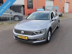 Grijs Gebruikt 2018 VW Passat Comfortline Stationwagen | € 16.500 (Goede deal)