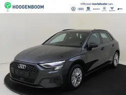 Grijs Gebruikt 2024 Audi A3 Sportback Advanced Hatchback | € 31.950 (Goede deal)